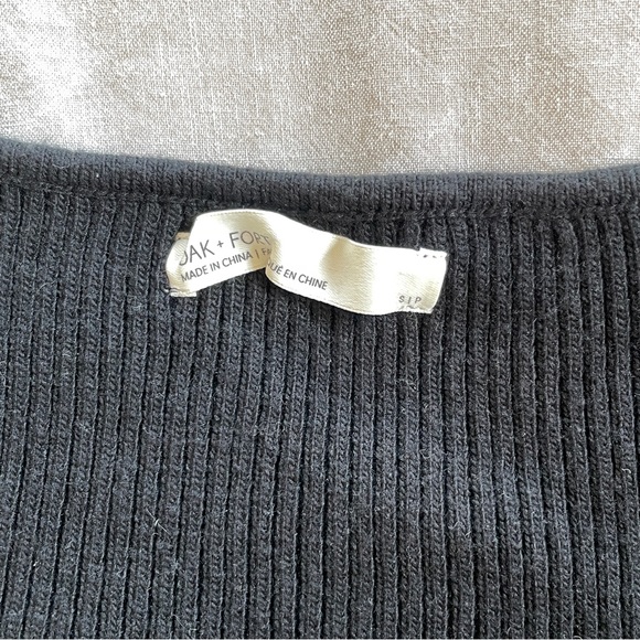 *SOLD* Oak & Fort bubble sleeve sweater - Picture 2 of 4